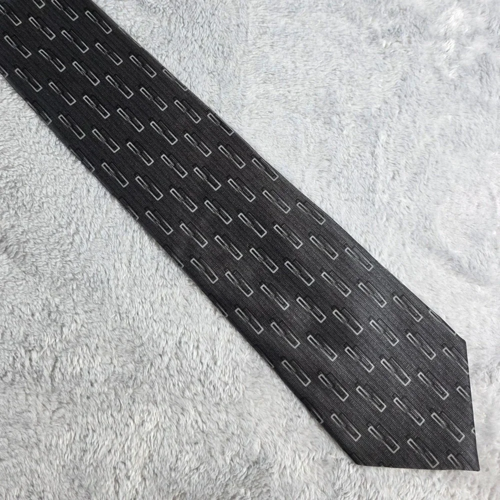 Claiborne‎ Men Charcoal Grey Silk Tie Geometric Rectangle Pattern Made In Italy